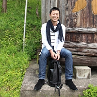 akai